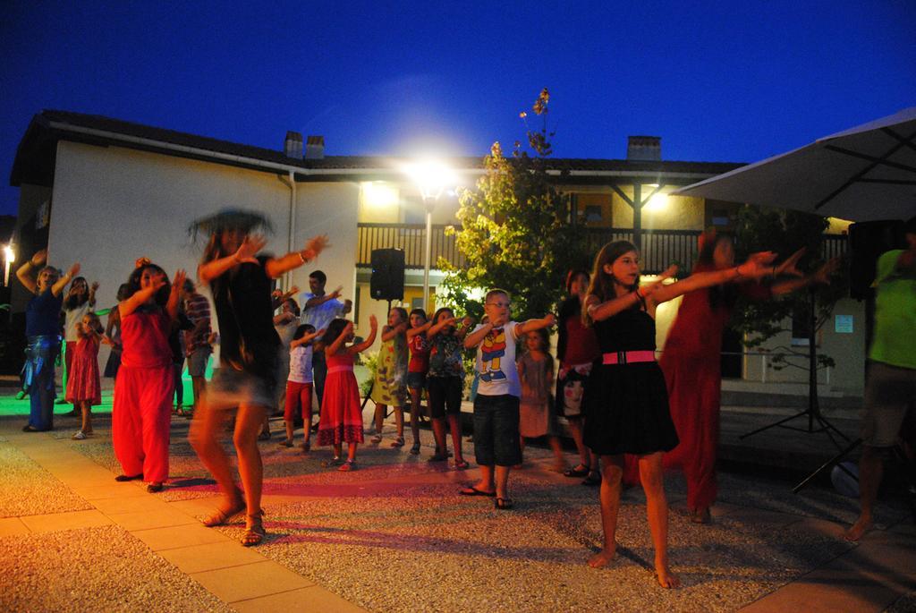 Village Vacances Le Junka Ве-Боко-ле-Бен Екстериор снимка